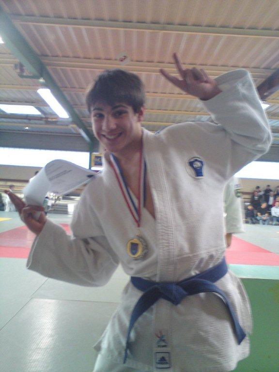 Athur Favier, M&eacute;daill&eacute; d`or -55kg